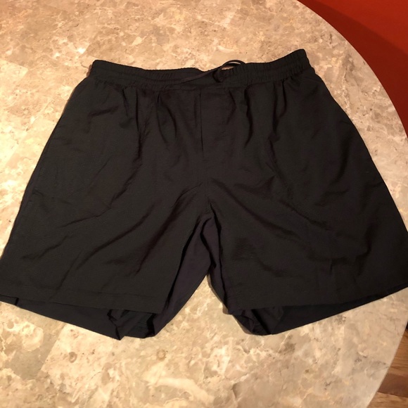 lululemon athletica Other - Men’s Pacebreaker 7” w/liner  L